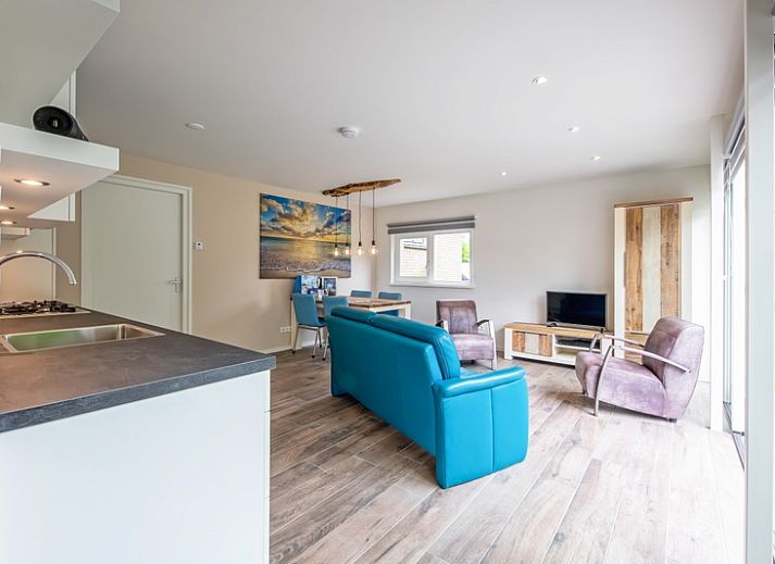 Bungalowpark Uterste Coogh - Bungalow 82 - De Luwte with green garden in De Dennen, Texel, Wadden Islands.