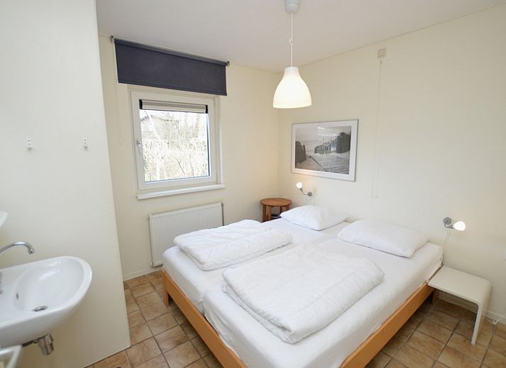 Cozy living room in Holiday home de Parel 204, De Dennen, Texel with comfortable seating area.