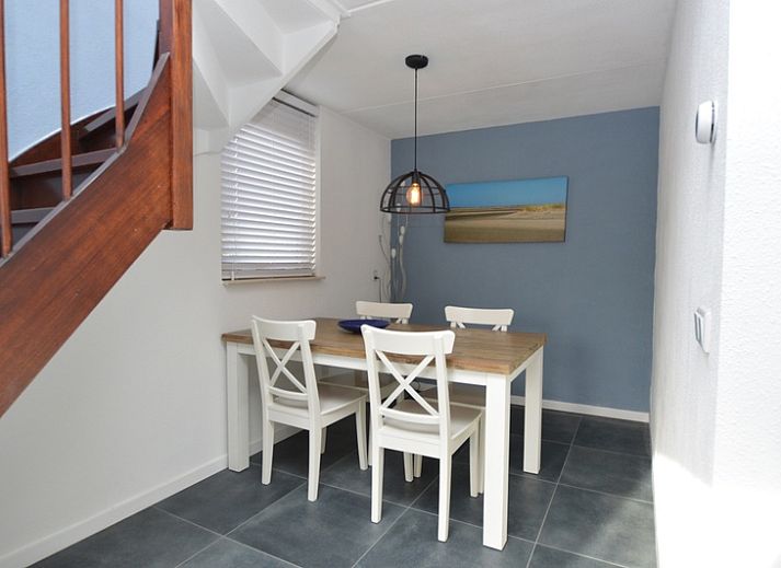 Bungalowpark Gortersmient vakantiehuis Gortersmient 240 met zonnig terras in De Dennen, Texel, Waddeneilanden.