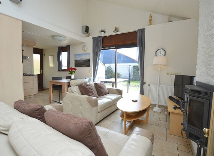 Bungalowpark Gortersmient vacation home Gortersmient 340 with sunny terrace in De Dennen, Texel, Wadden Islands.
