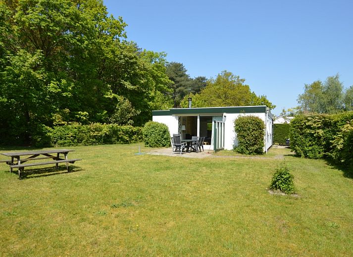 Ferienhaus de Parel 282 in De Dennen, Texel mit grossem Garten und Terrasse zum Entspannen in der Natur.