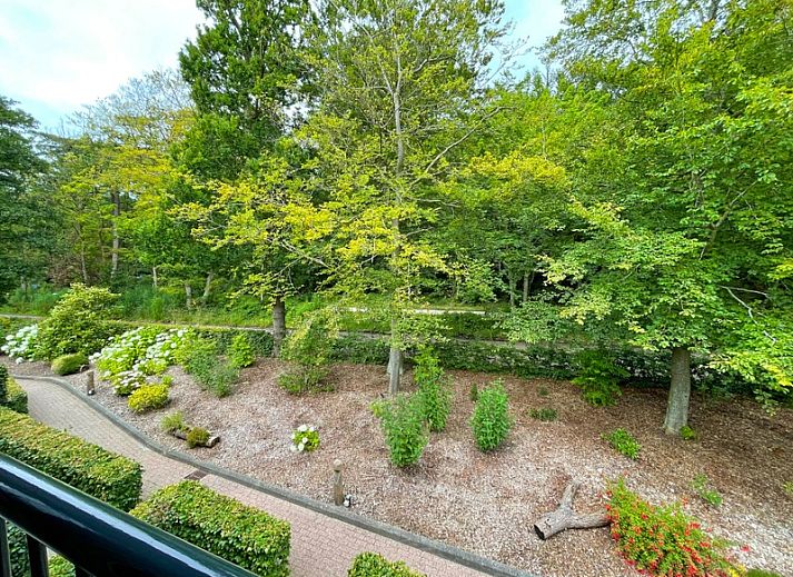 Stilvolle Sitzecke im Appartement Bos en Duin 24, De Dennen, Texel, ideal zum Entspannen nach einem Tag voller Entdeckungen.