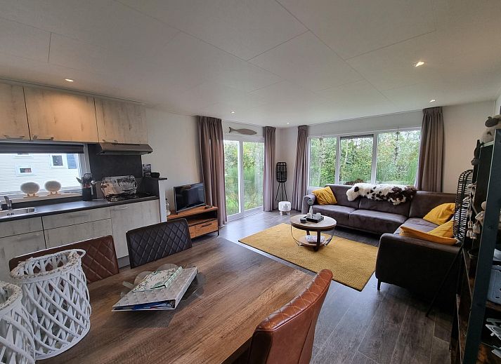 Vakantiepark de Bremakker - Weideveld 71, uitnodigende vakantiewoning in De Dennen, Texel, met prachtig uitzicht op de natuur.