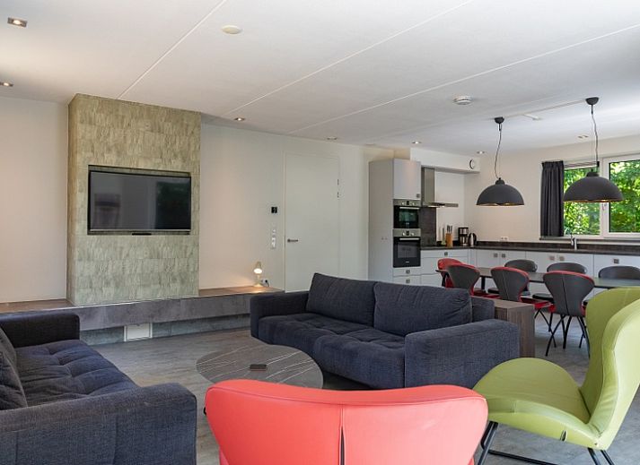 Comfortabele slaapkamer in vakantiehuis Bungalowpark 't Hoogelandt - De Zandkes, De Dennen, Texel.