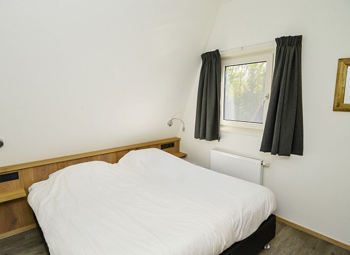 Geraeumige Terrasse im Ferienhaus Gortersmient 222 im Bungalowpark Gortersmient, De Dennen, Texel.