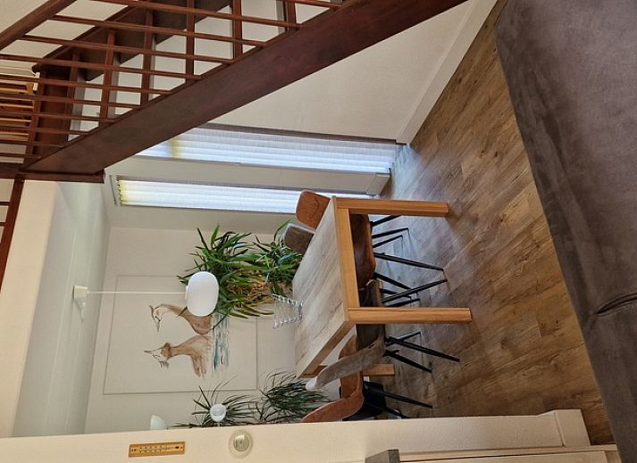 Comfortable sitting area with modern facilities in Gortersmient 308, Bungalowpark Gortersmient, Texel.