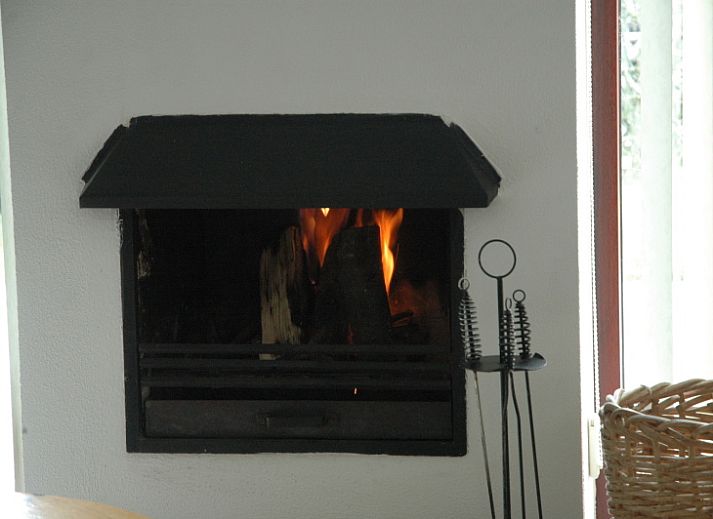 Comfortabele slaapkamer met twee eenpersoonsbedden in vakantiehuis Gortersmient 306, De Dennen, Texel, Bungalowpark Gortersmient.