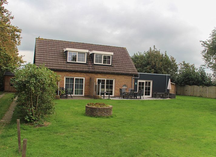 Verblijf 0113305 • Vakantiewoning Texel • Twaalfpersoons vakantiehuis 
