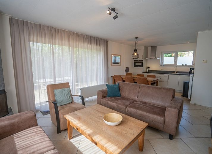 Vacation home 't Hoogelandt 136A in De Dennen, Texel with spacious garden and terrace for relaxation on the Wadden Islands.