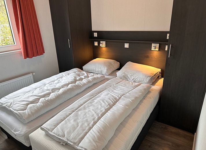 Vakantiepark de Bremakker - Bosveld 141, vacation home in De Dennen, Texel surrounded by nature and tranquility.