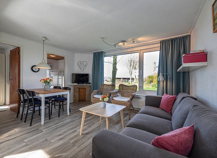 Langfristiges Ferienhaus mit Ponys im Garten, De Dennen, Texel, Watteninseln.