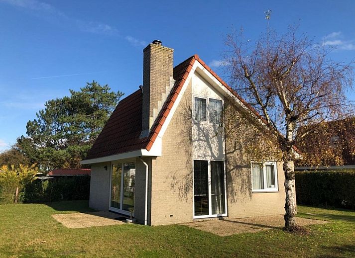 Bungalowpark 't Hoogelandt - Ferienhaus 'Ome Wim' mit Sonnenterrasse in De Dennen, Texel.