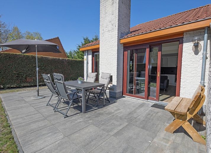 Moderne keuken in Vakantiehuis Gortersmient 328, De Dennen, Texel met alle gemakken.