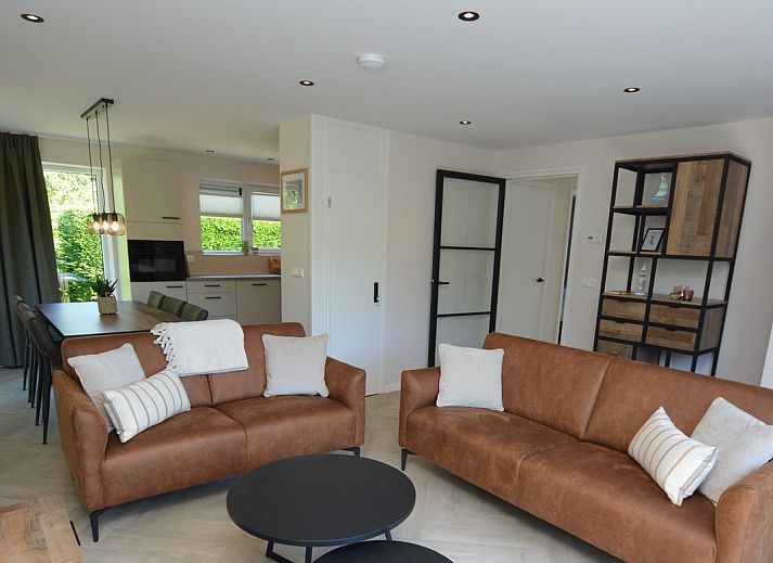 Gemuetliches Wohnzimmer im Bungalow 't Hoogelandt 58, Ferienhaus in De Dennen Texel.