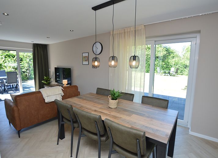 Gemuetliches Wohnzimmer im Bungalow 't Hoogelandt 58, Ferienhaus in De Dennen Texel.