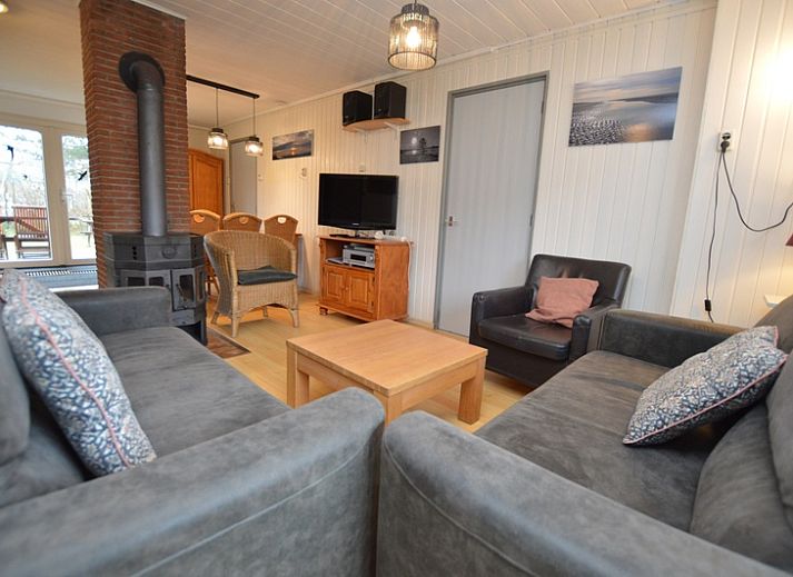 Ferienhaus de Parel 206 in De Dennen, Texel mit grossem Garten und Terrasse.