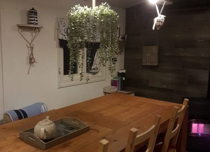 Stijlvolle woonkamer in De Hagedis tenthuis, Oost-Vlieland, Vlieland, Waddeneilanden.