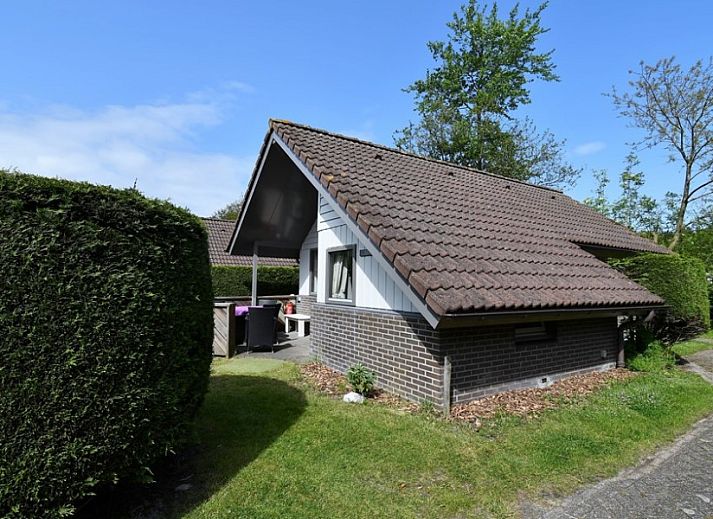 Gezellige binnenruimte van Zeedistel vakantiehuis in Formerum, Terschelling.