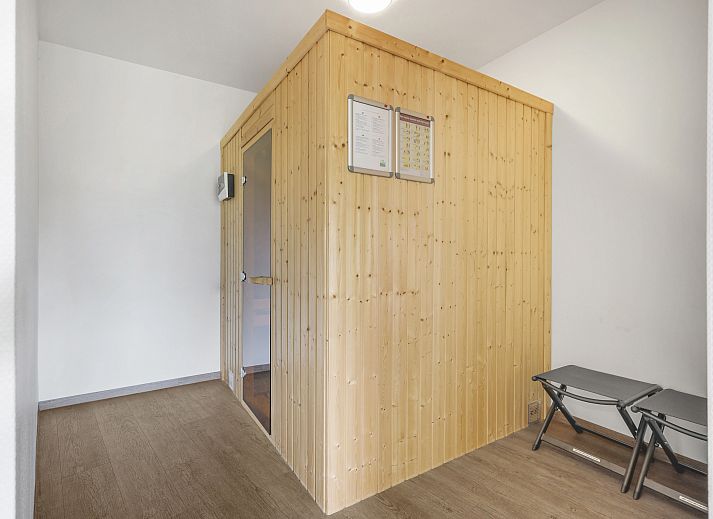 Modern living room in Vlieduyn 2-bed apartment, East Vlieland, perfect for a relaxing stay.