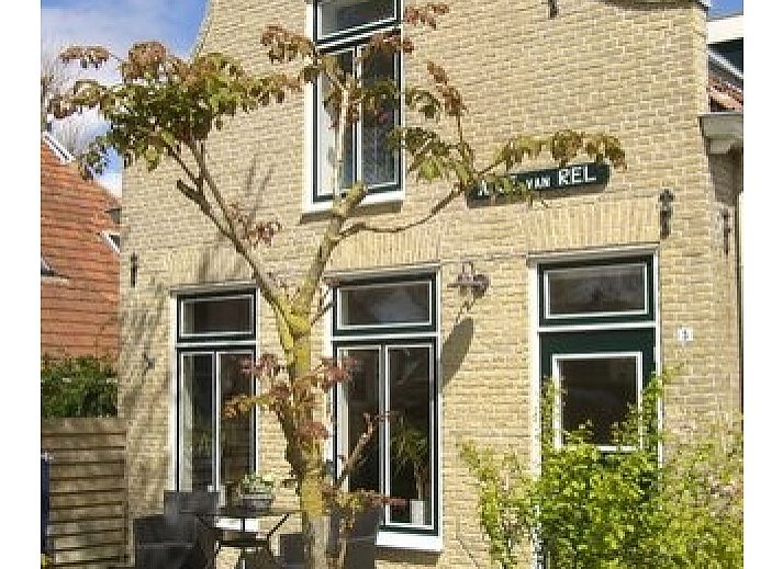 Guest house 030506 • Apartment Terschelling • Aike van Rel 
