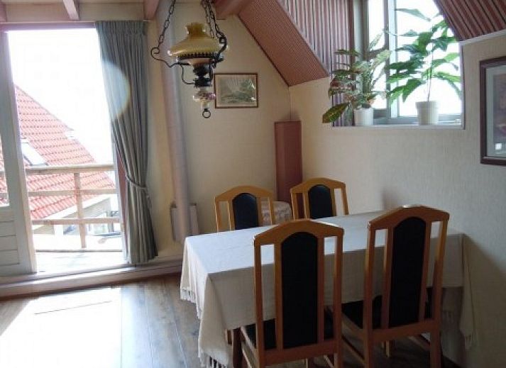 Blick auf den Hafen von der Terrasse der Wohnung Havenzicht in West Terschelling, Wattenmeer.