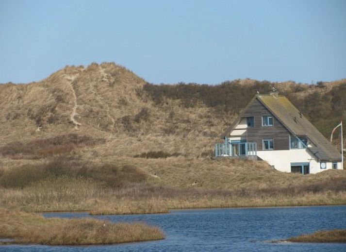 Ferienhaus Nij Jit in den Dnen von Midsland aan Zee, Terschelling, umgeben von Natur.