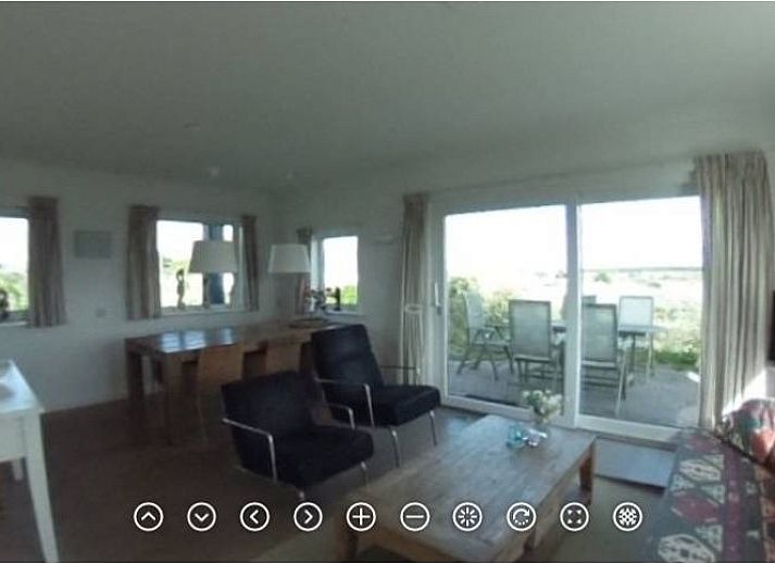 Atemberaubender Sonnenuntergang am Ferienhaus 't Zeepaardje in Midsland aan Zee, Terschelling.
