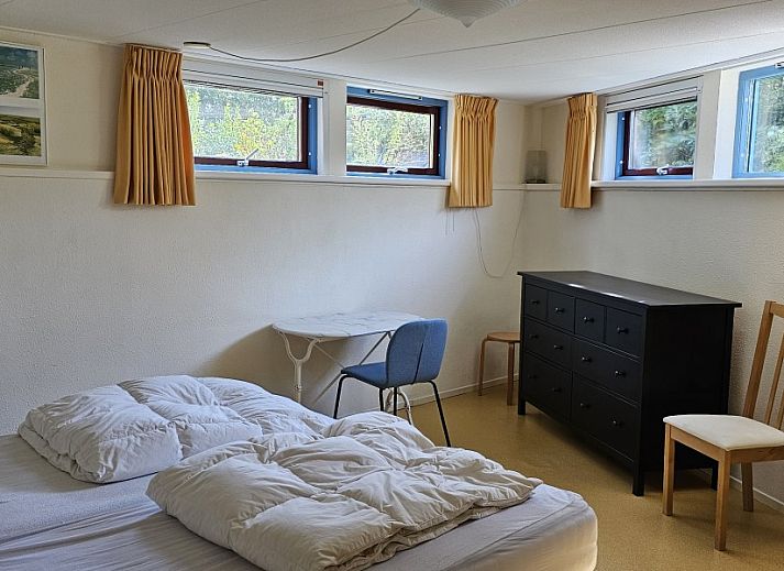 Rustic Glissando bungalow in Midsland North, Terschelling surrounded by green nature.