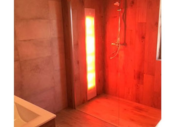 Chill on Ameland Ferienhaus in Ballum mit gemuetlichem Garten und Terrasse.