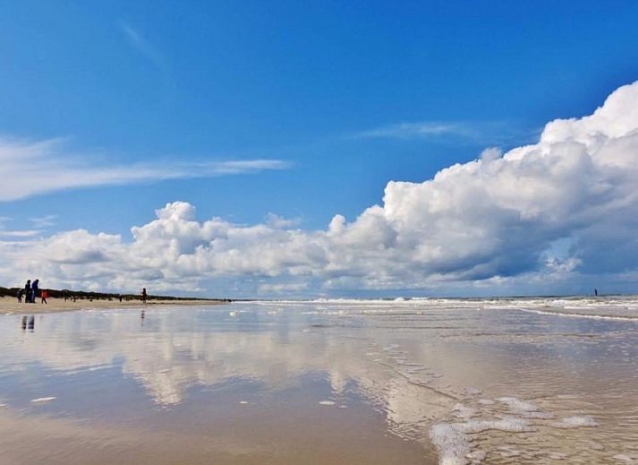 Schlafzimmer mit Bad in Chill on Ameland Ferienhaus Ballum.