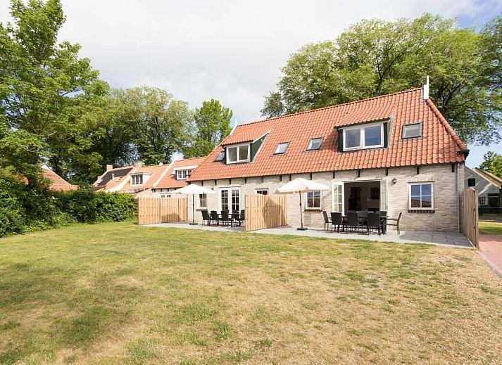 Guest house 040132 • Holiday property Ameland • luxe vakantiehuis met ligbad en sauna