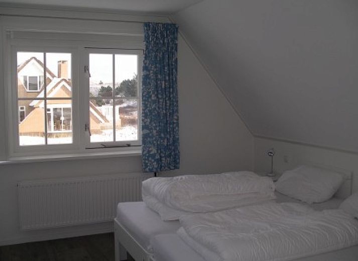 View of the dunes surrounding Roxboro vacation home in Buren, Ameland.