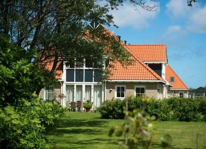 Verblijf 0403159 • Vakantiewoning Ameland • WEIDEVILLA B 6  