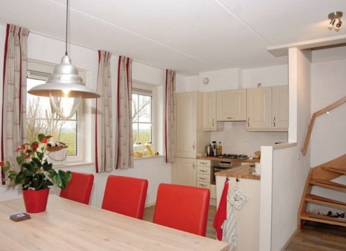 WEIDEVILLA B 6 in Hollum, Ameland mit grossem Garten und Terrasse, ideales Ferienhaus auf den Watteninseln.