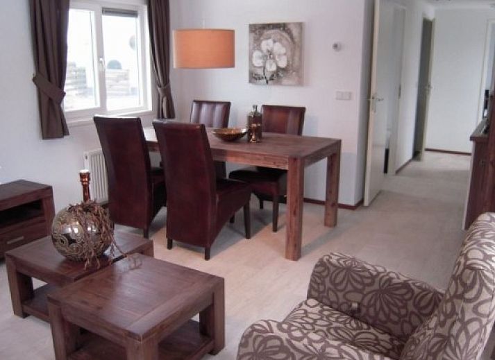 Veranda des DUINCHALET 4 in Hollum, Ameland. Ferienhaus umgeben von Duenen und Natur auf den Watteninseln.