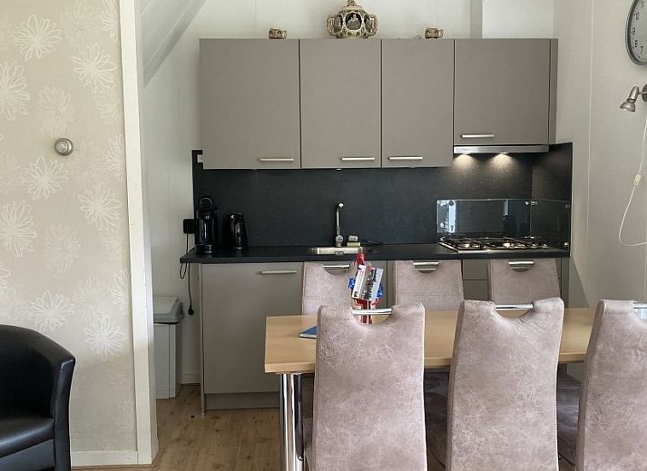 Gezellige woonkamer van vakantiehuis Sier in Hollum, Ameland.