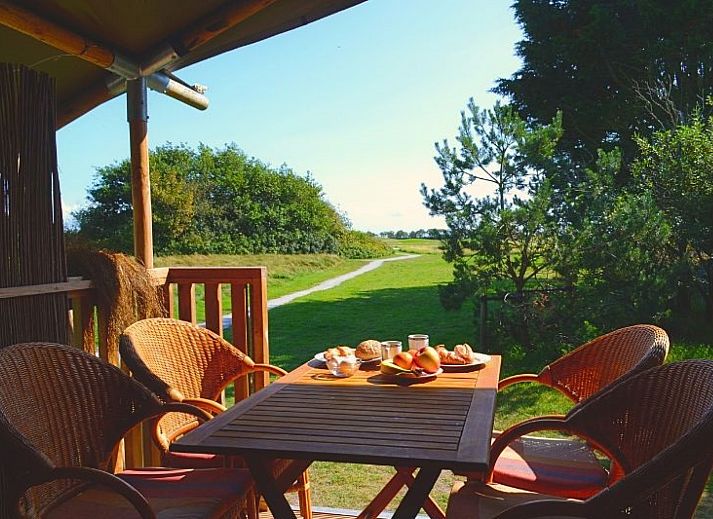 Guest house 0403238 - Tent house Ameland - Safaritent incl. sanitair