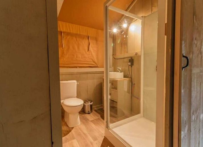 Guest house 0403238 - Tent house Ameland - Safaritent incl. sanitair