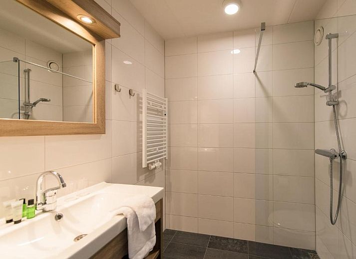 Verblijf 040405 - Vakantie appartement Ameland - Hotel Nes