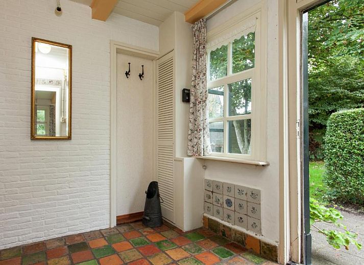 Guest house 040409 - Holiday property Ameland - Fairytale Cottage in Nes Friesland with garden and terrace