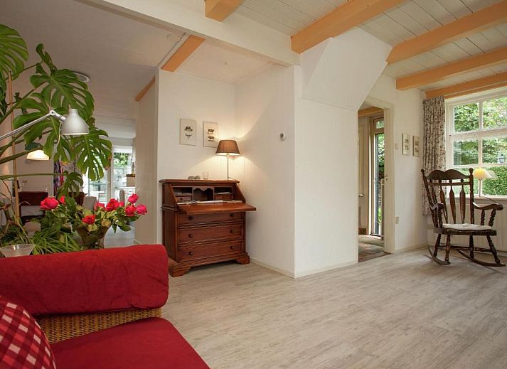 Guest house 040409 - Holiday property Ameland - Fairytale Cottage in Nes Friesland with garden and terrace