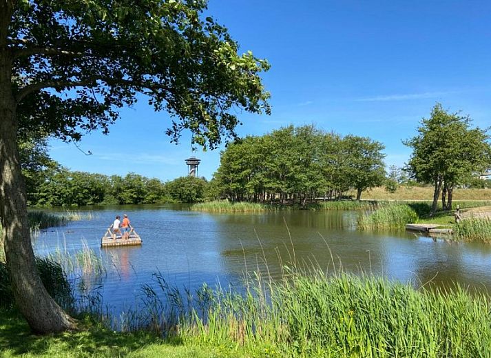 Stijlvolle woonkamer van De Miede appartement in Nes, Ameland.