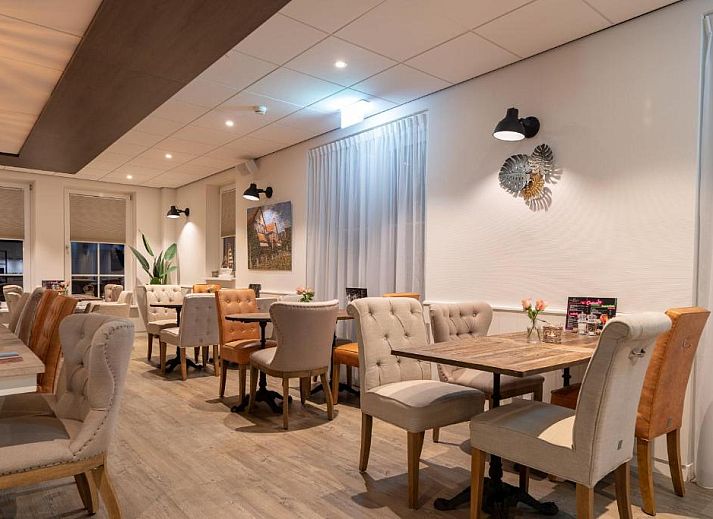 Verblijf 040416 - Vakantiewoning Ameland - Hotel Restaurant "Molenzicht"