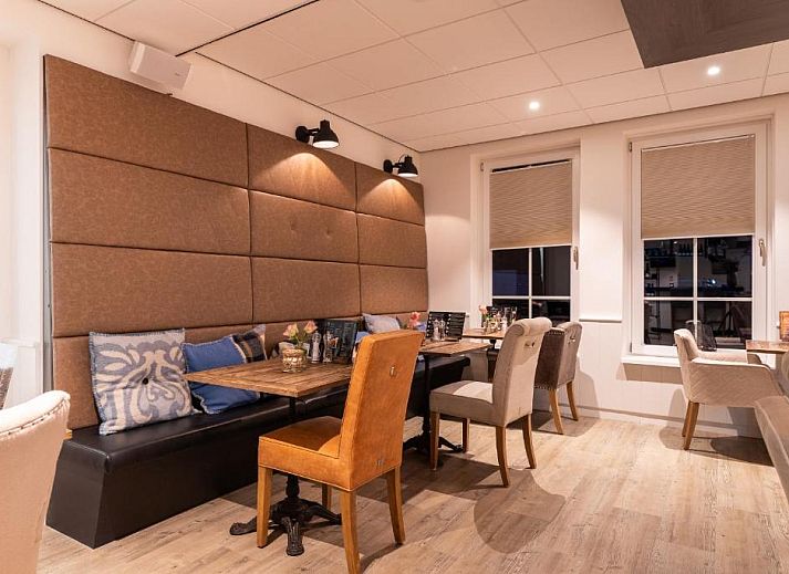 Verblijf 040416 - Vakantiewoning Ameland - Hotel Restaurant "Molenzicht"