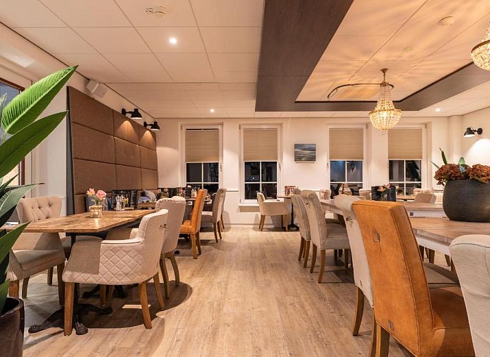 Verblijf 040416 - Vakantiewoning Ameland - Hotel Restaurant "Molenzicht"