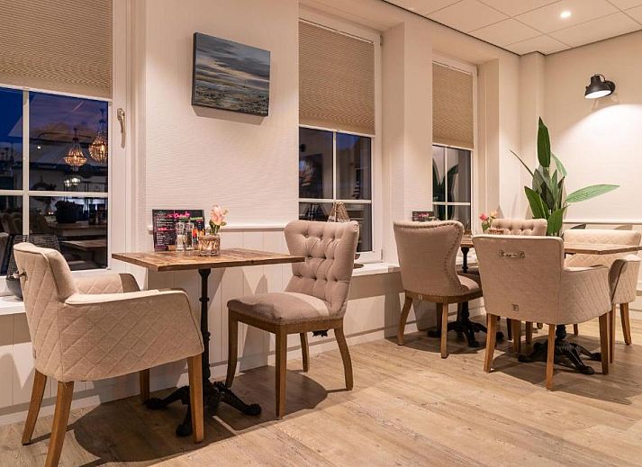 Verblijf 040416 - Vakantiewoning Ameland - Hotel Restaurant "Molenzicht"