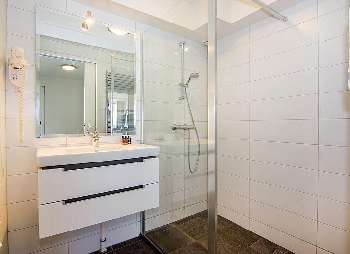 Guest house 050170 - Bungalow Schiermonnikoog - Vitamaris | 2-4-persoons appartement | 2-4B1