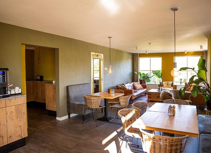 Verblijf 160307 - Vakantie appartement Terschelling - Hotel De Horper Wielen