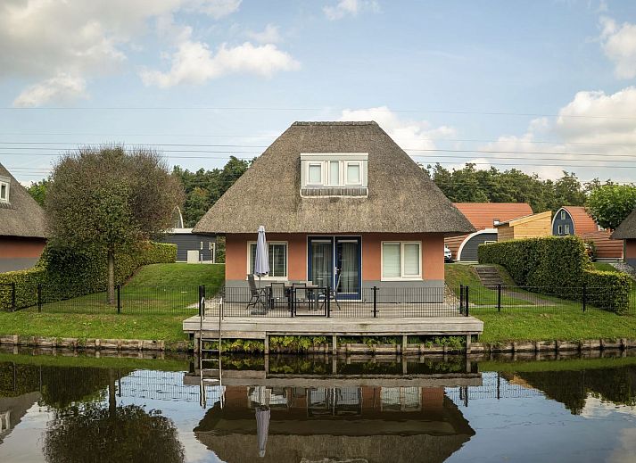 Verblijf 181013 • Bungalow Noord Drenthe • De Bloemert | 4-6-persoons bungalow | 4-6D6 