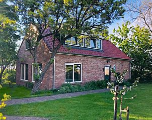 Guest house 01011032 • Holiday property Texel • Unieke 10 pers. Farm Lodge De Vuurtoren op 'Hoeve Vianen'  